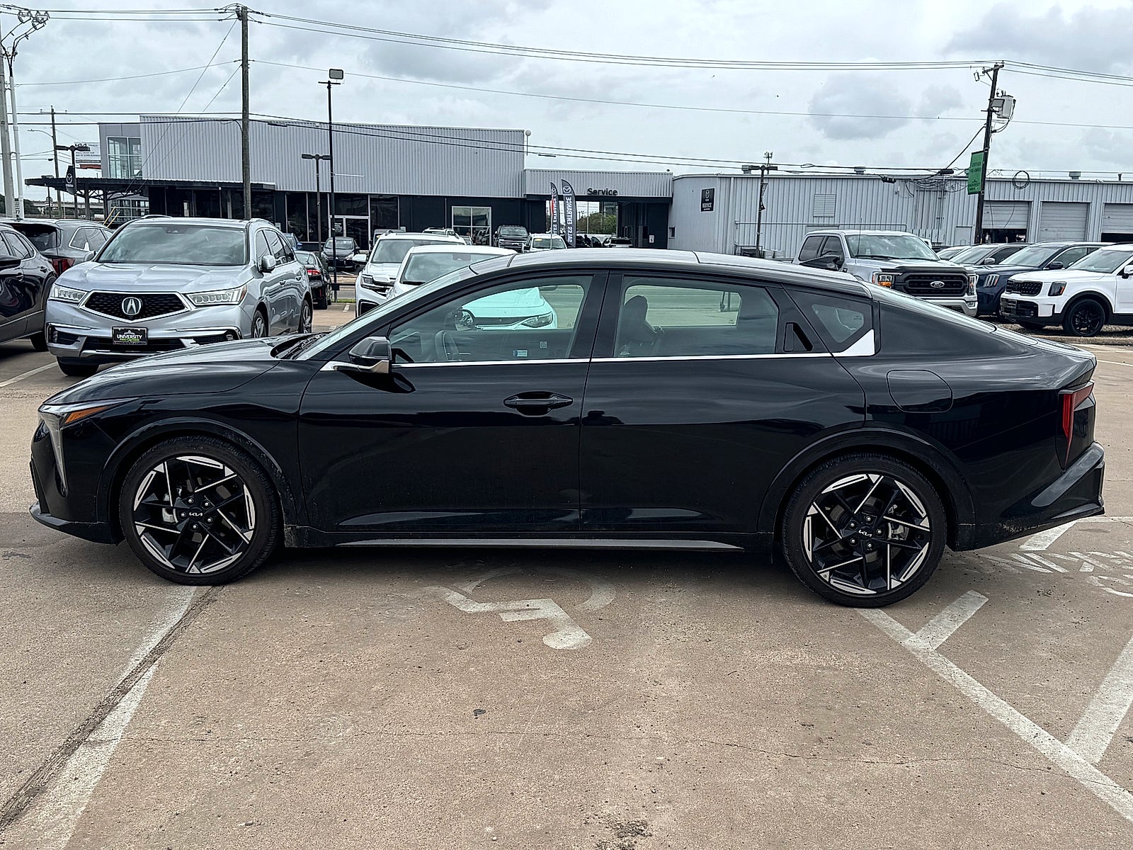2025 Kia K4 GT-Line