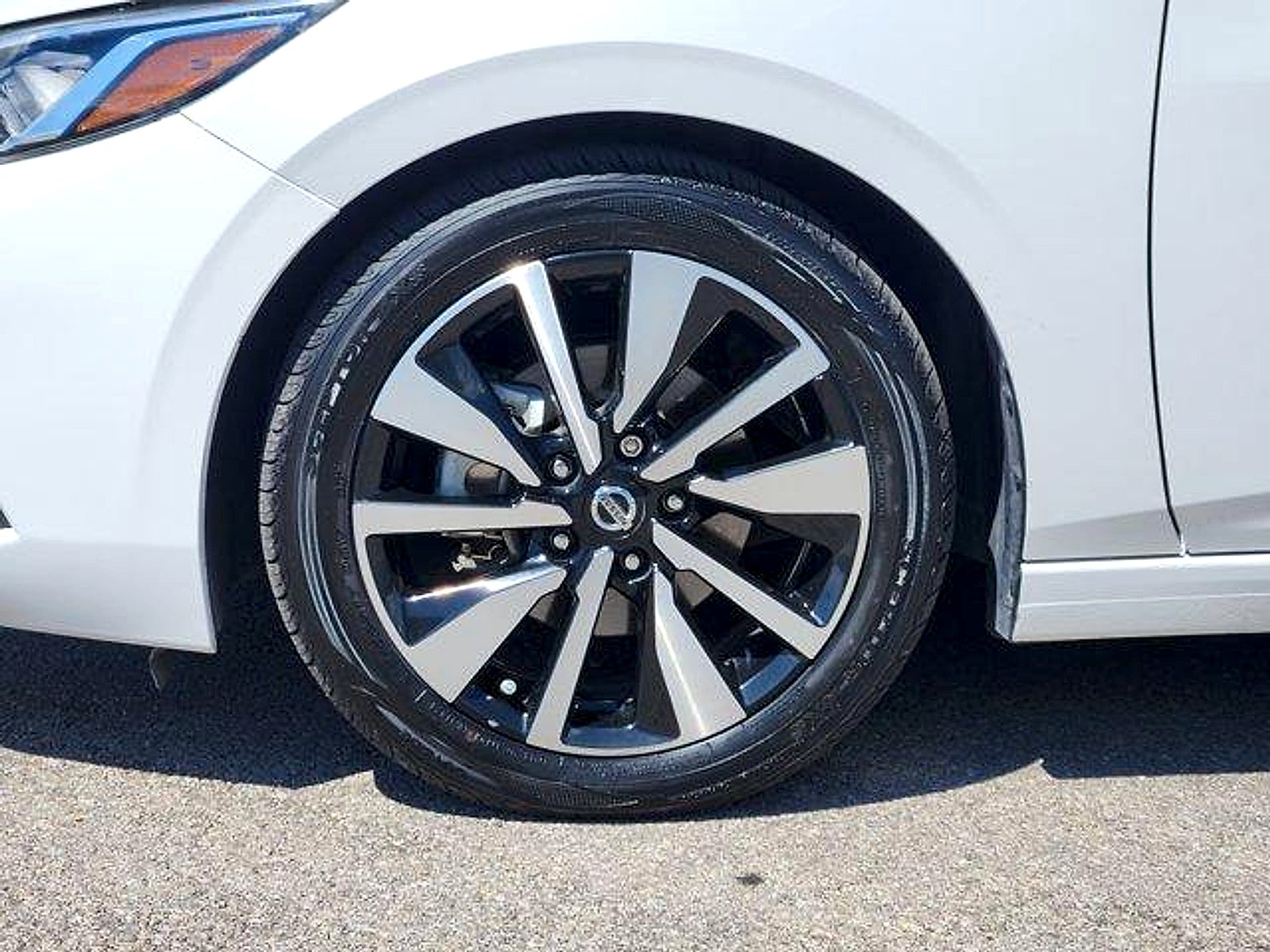 2023 Nissan Sentra SV Xtronic CVT