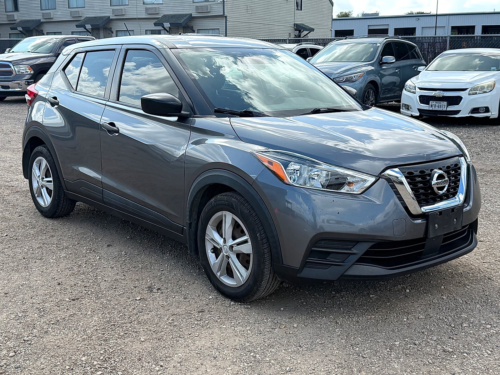 2020 Nissan Kicks