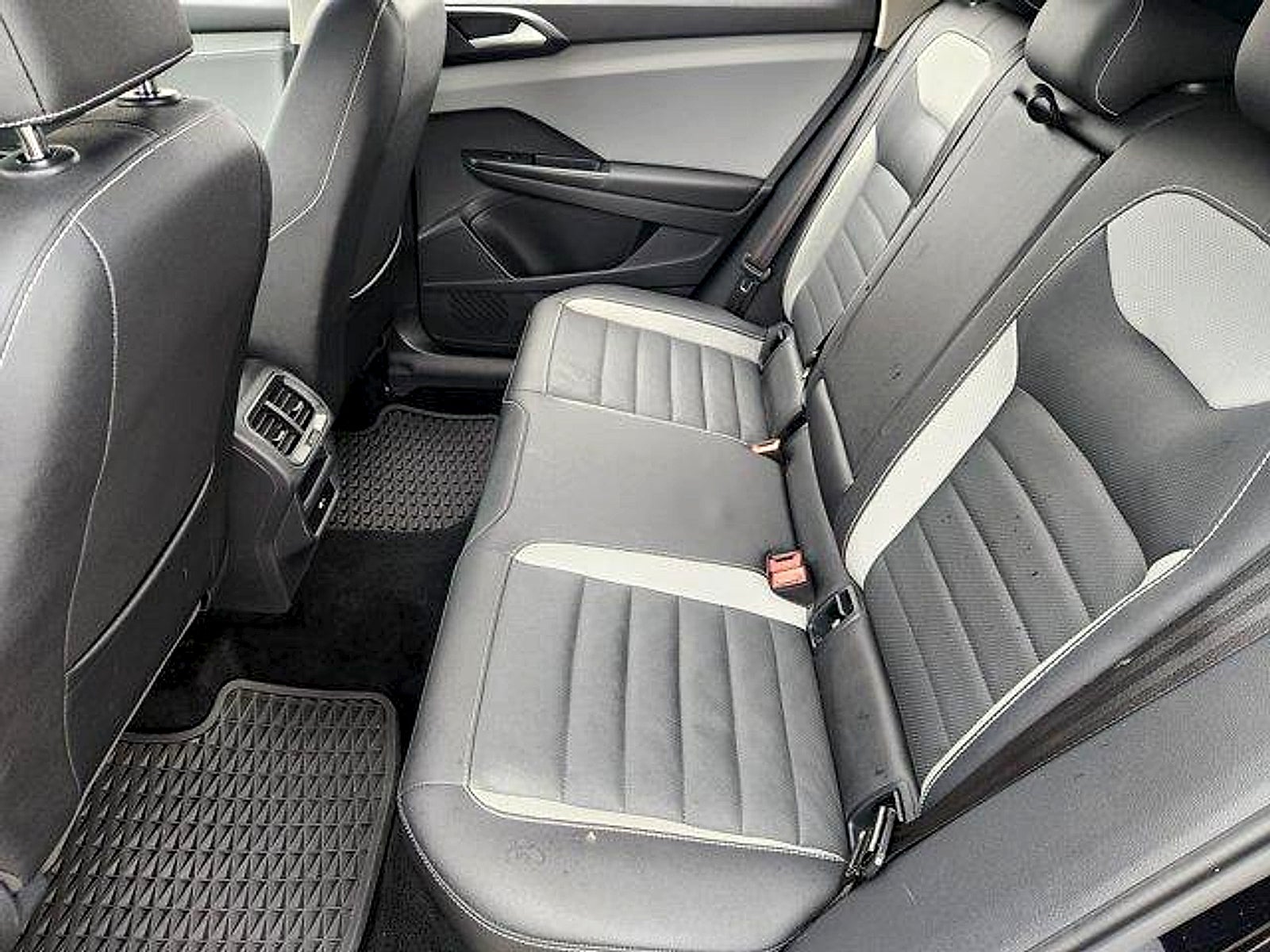 2022 Volkswagen Taos 1.5T SEL