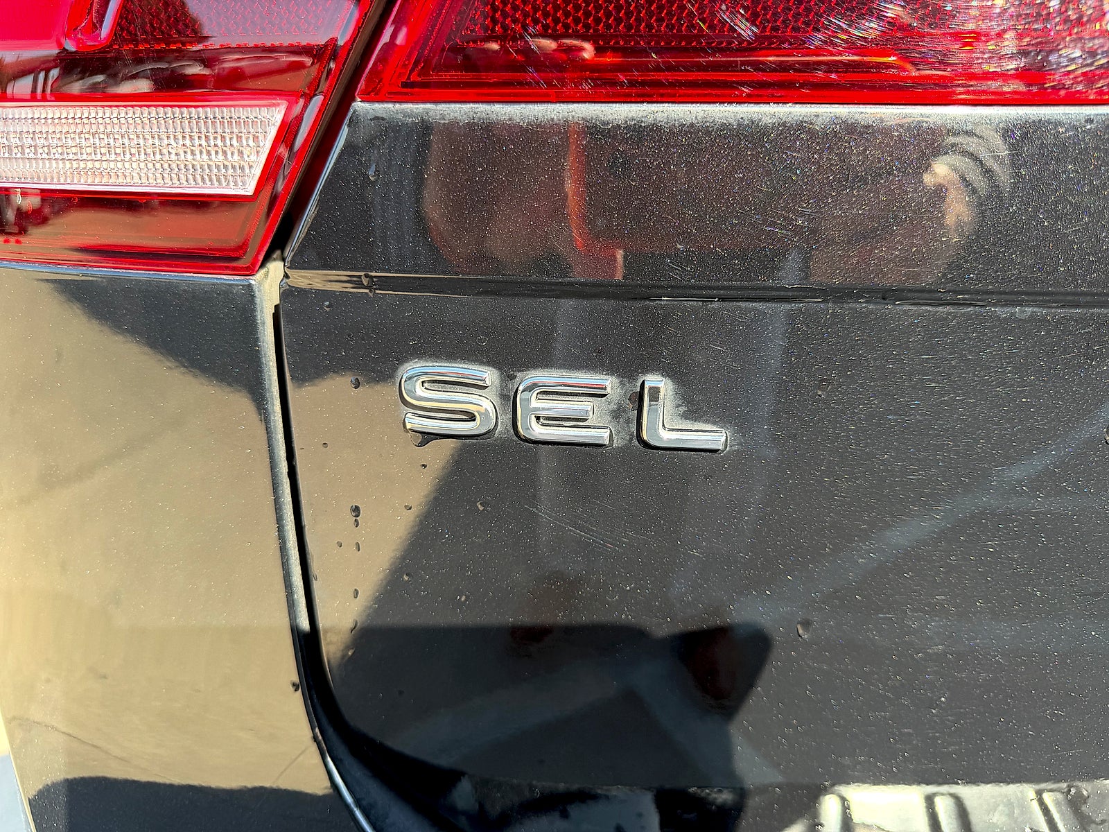 2022 Volkswagen Tiguan 2.0T SEL R-Line