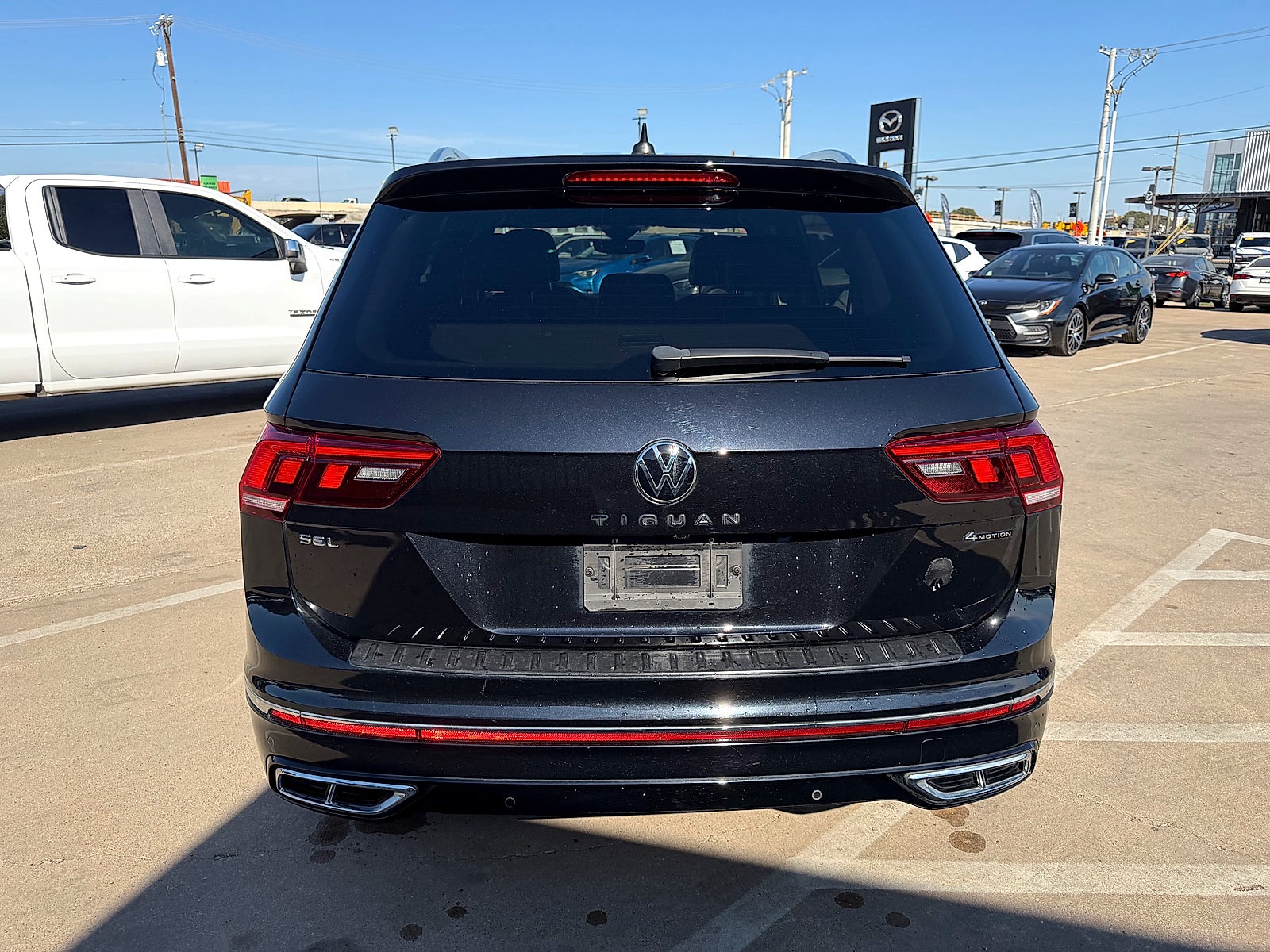 2022 Volkswagen Tiguan 2.0T SEL R-Line