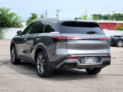 2023 INFINITI QX60 LUXE