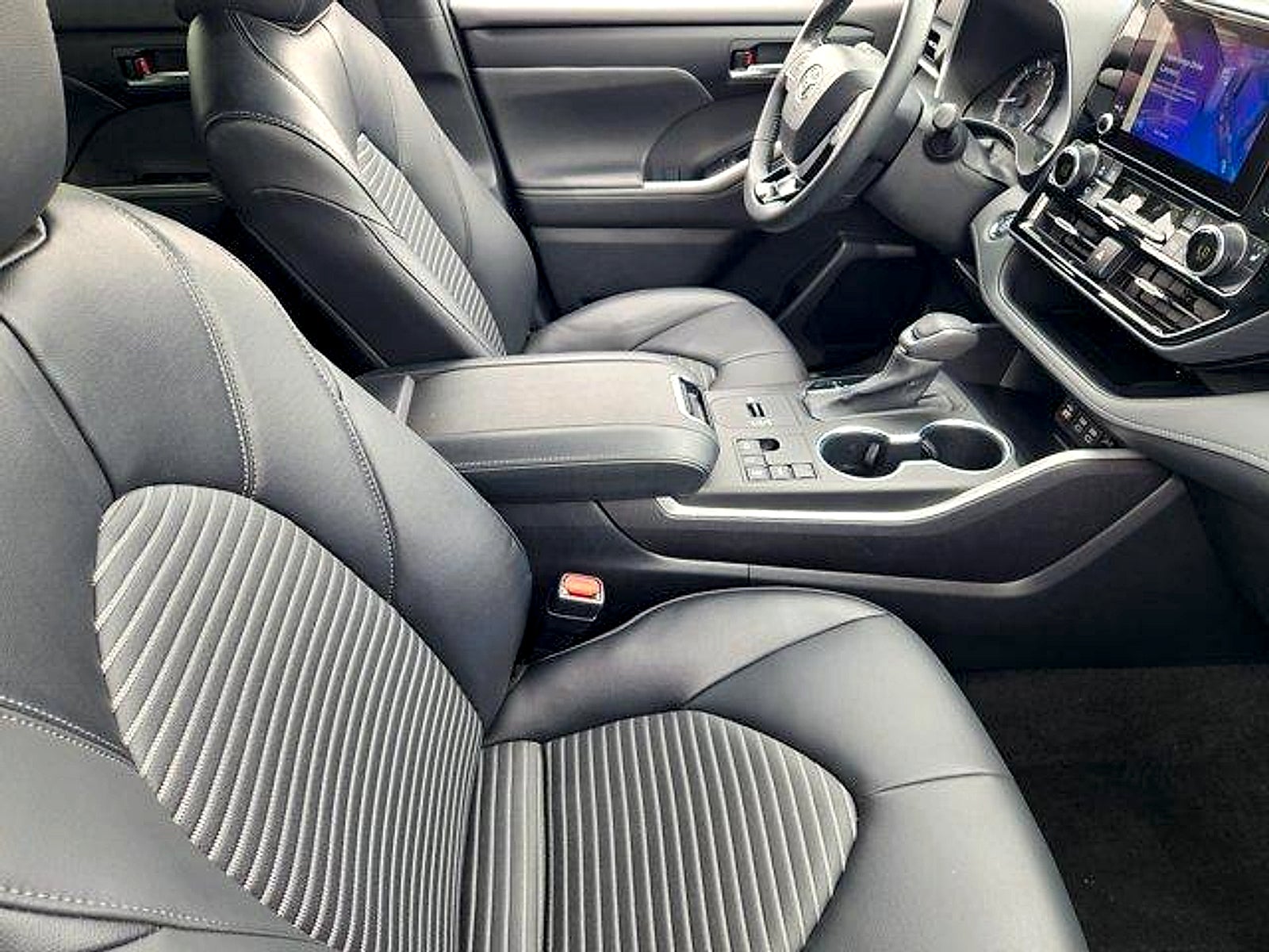 2023 Toyota Highlander XSE (A8) 4DR FRONT-WHEEL DRIVE