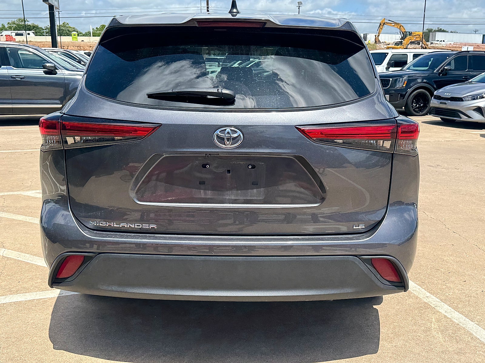 2023 Toyota Highlander L