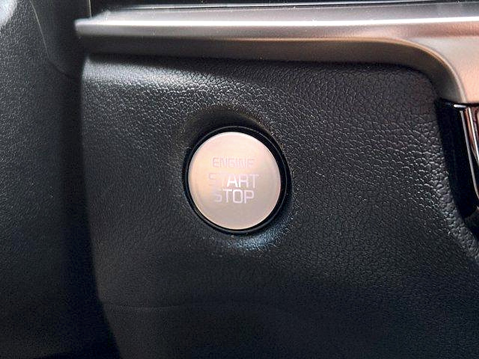 2024 Kia Sorento X-Line EX