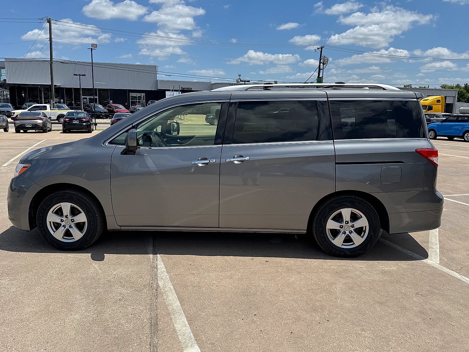 2016 Nissan Quest S