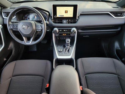 2025 Toyota RAV4 Hybrid SE