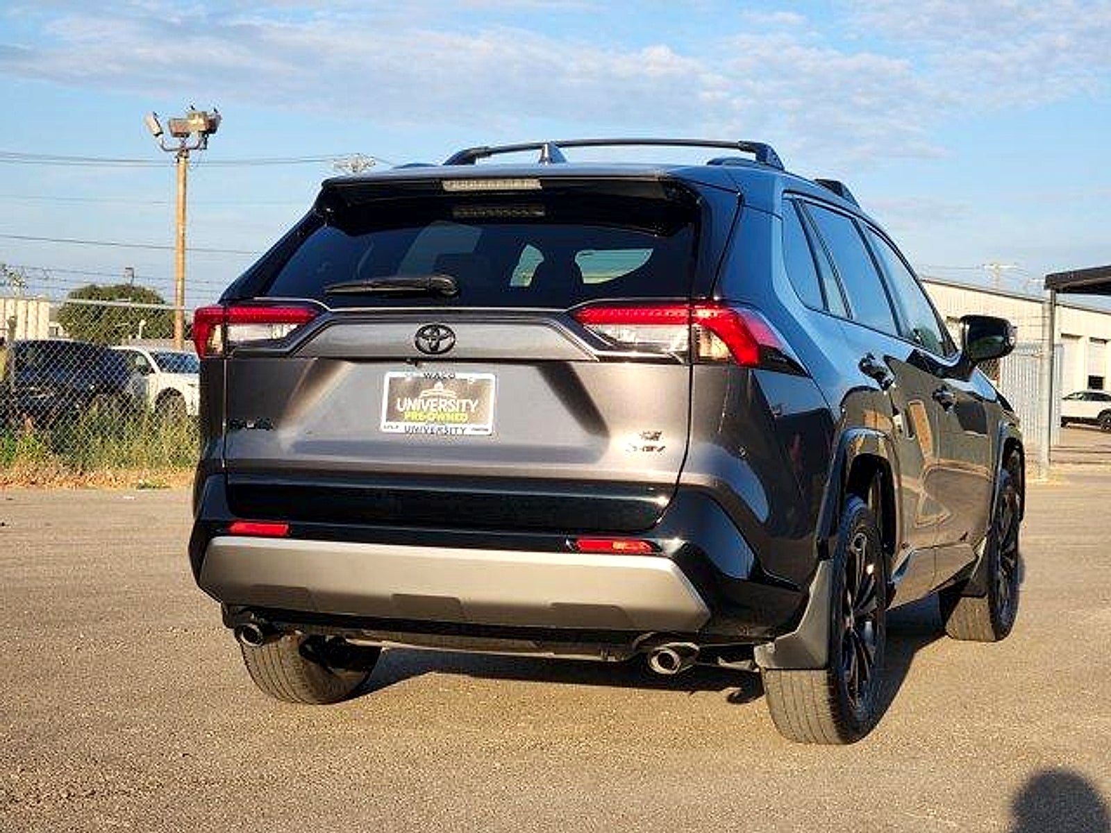 2025 Toyota RAV4 Hybrid SE