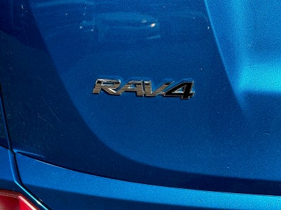 2018 Toyota RAV4 Hybrid XLE