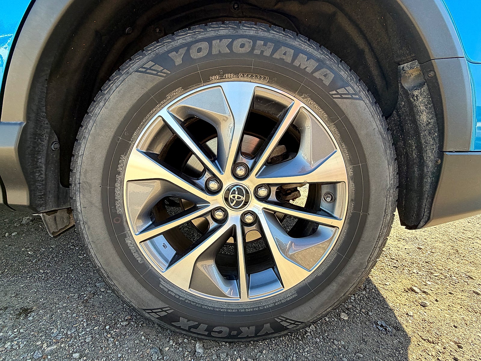 2018 Toyota RAV4 Hybrid XLE