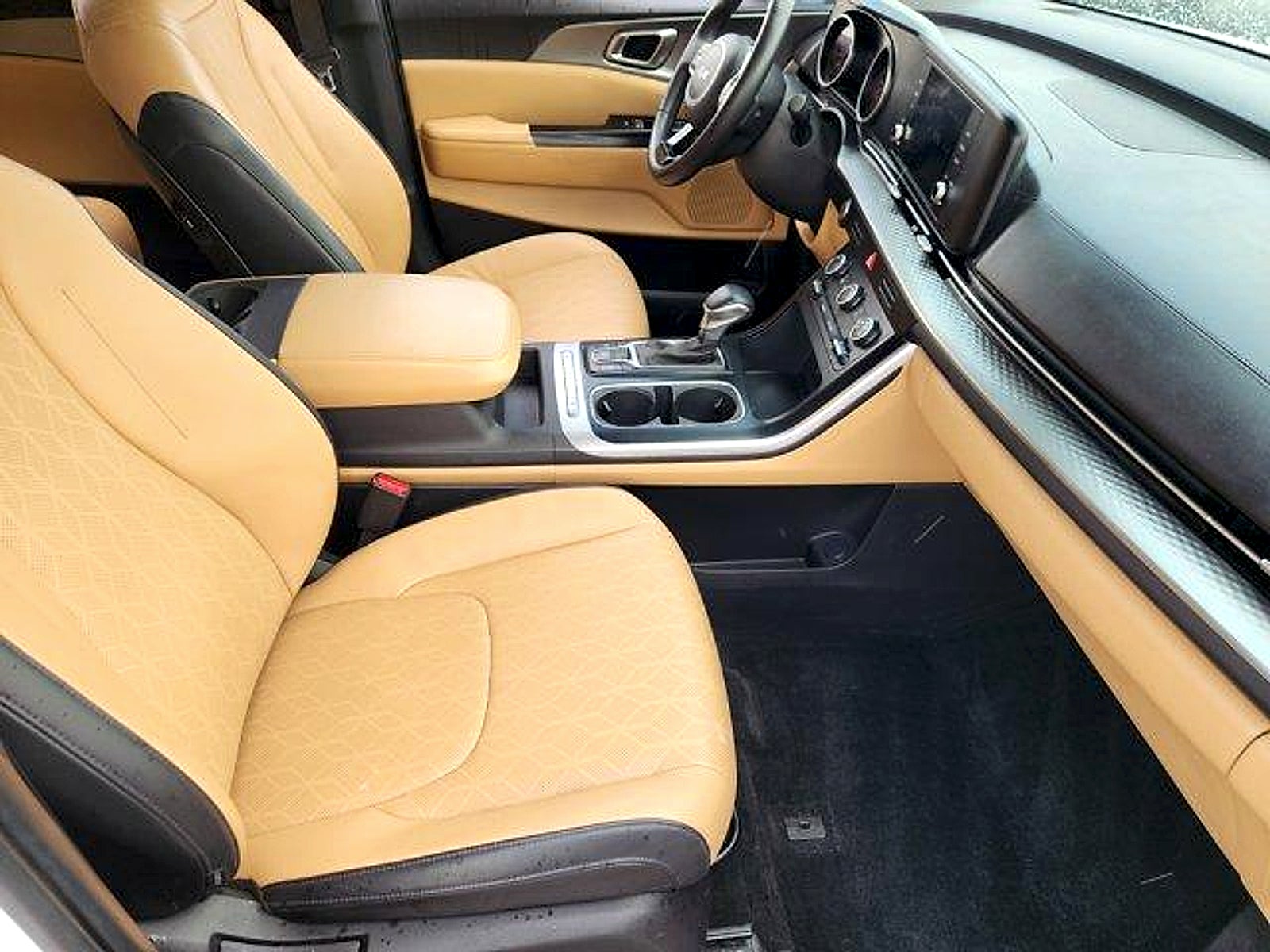 2022 Kia Carnival LX SEAT PACKAGE