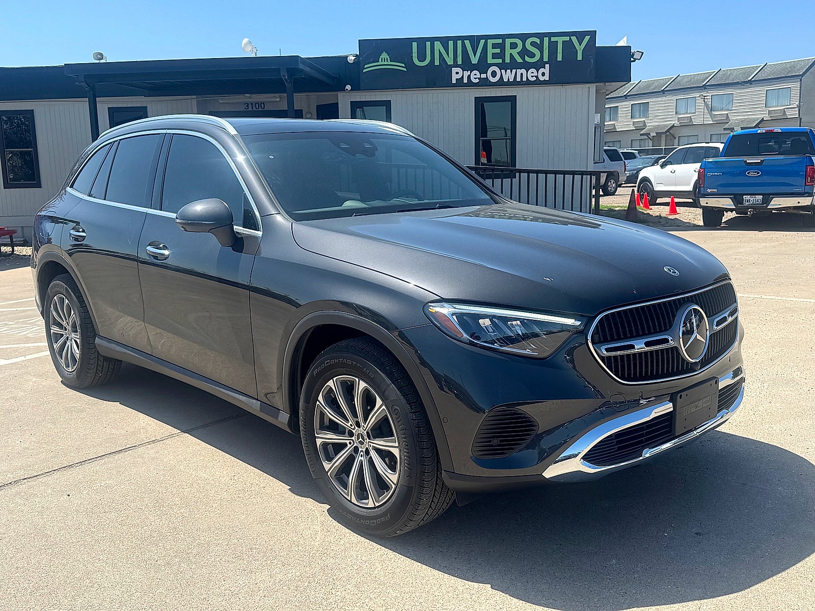 2025 Mercedes-Benz GLC 300 SUV