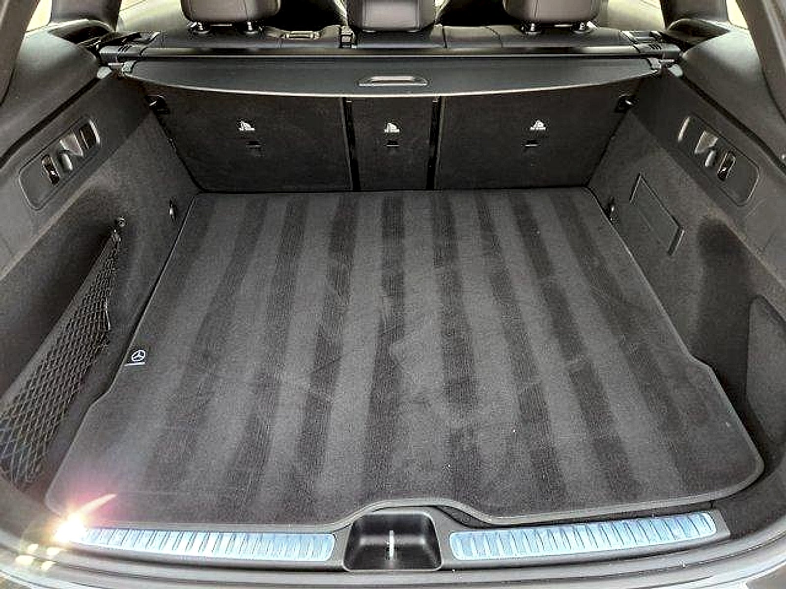2025 Mercedes-Benz GLC 300 SUV