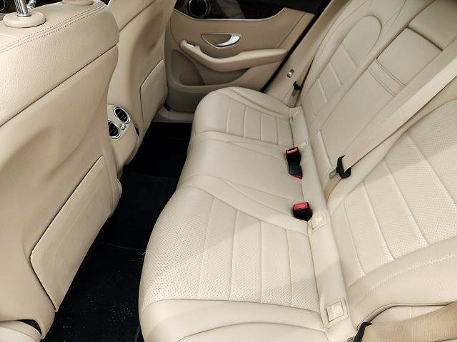2017 Mercedes-Benz GLC 300