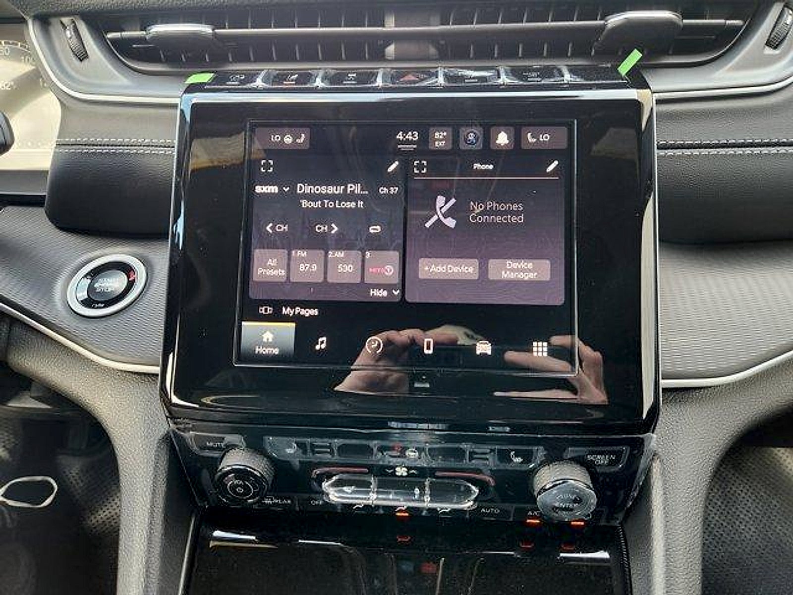 2026 Jeep Grand Cherokee GRAND CHEROKEE LAREDO X 4X2