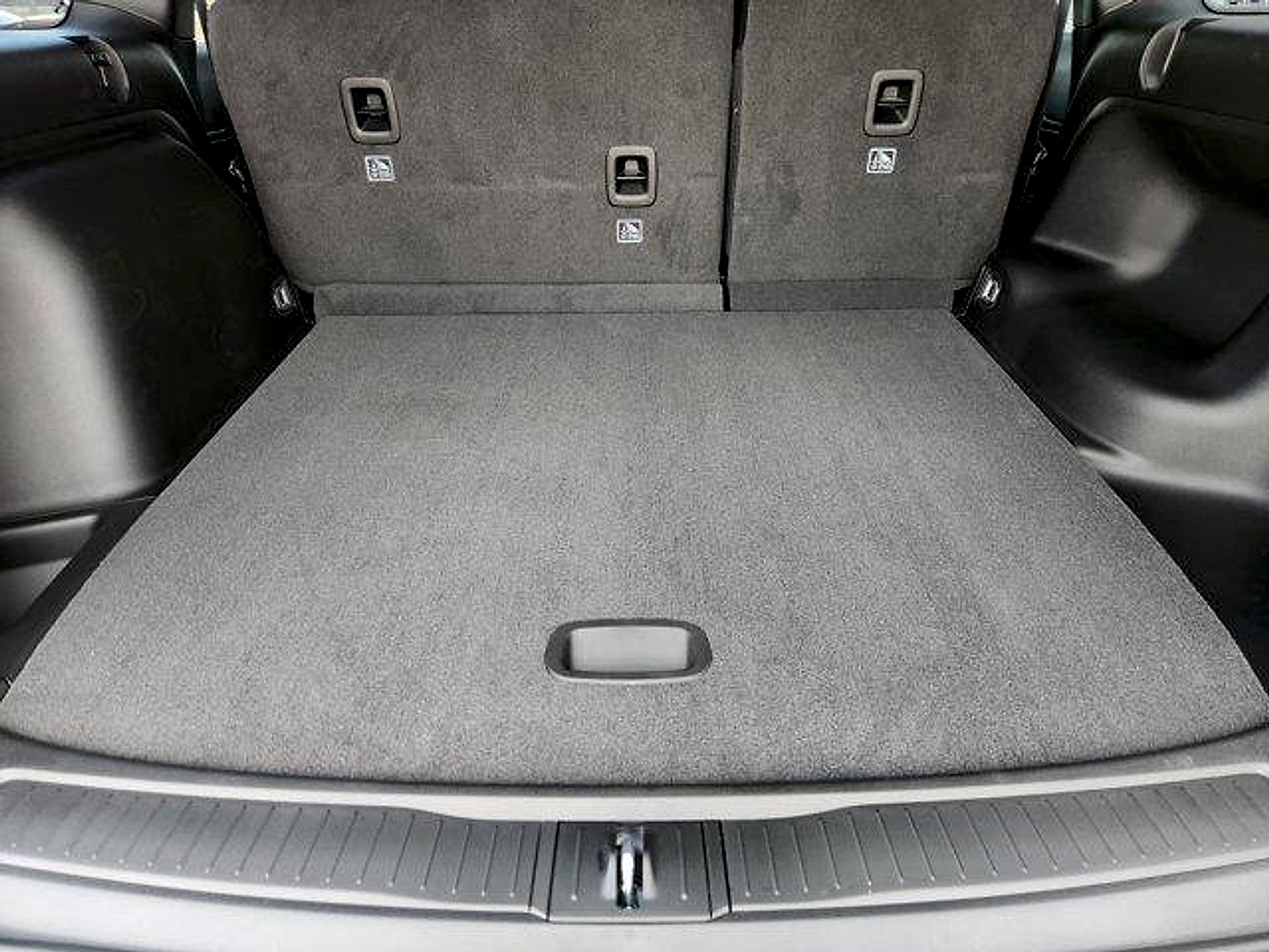 2026 Jeep Grand Cherokee GRAND CHEROKEE LAREDO X 4X2