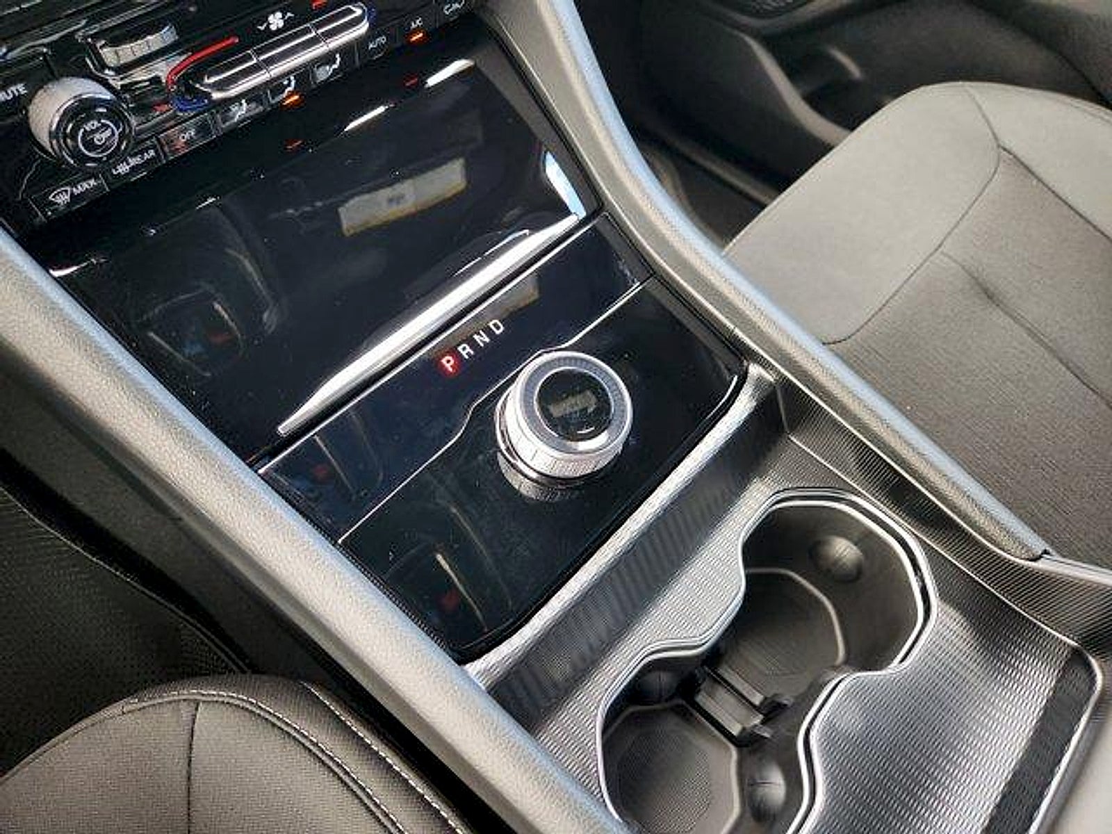 2026 Jeep Grand Cherokee GRAND CHEROKEE LAREDO 4X2