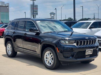 2026 Jeep Grand Cherokee GRAND CHEROKEE LAREDO 4X2
