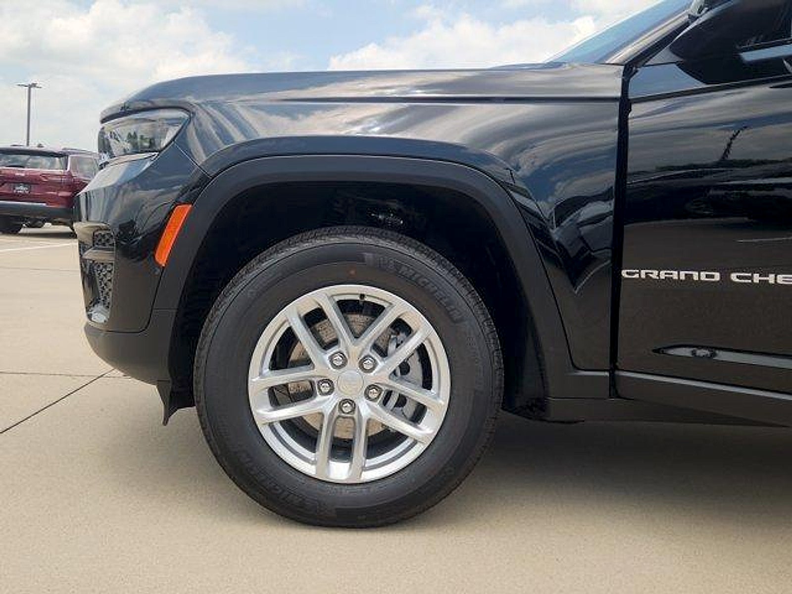 2026 Jeep Grand Cherokee GRAND CHEROKEE LAREDO 4X2