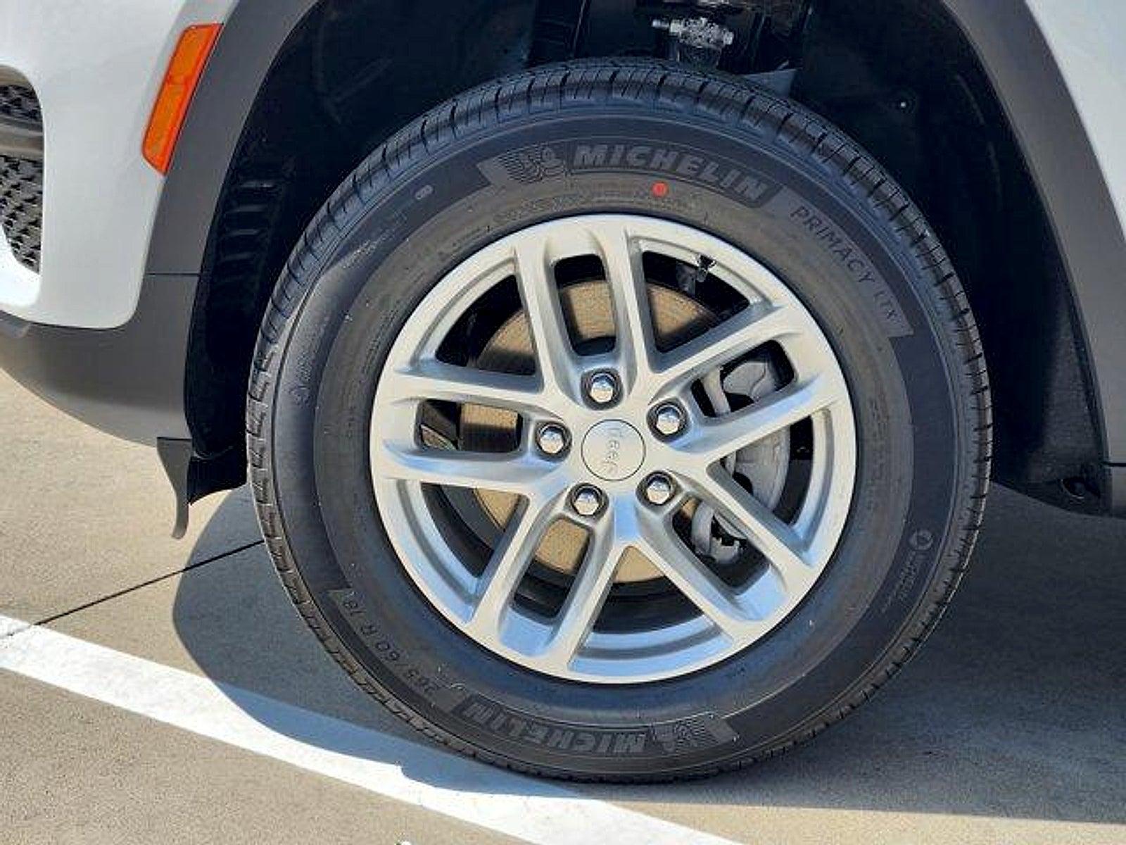 2026 Jeep Grand Cherokee GRAND CHEROKEE LAREDO X 4X2