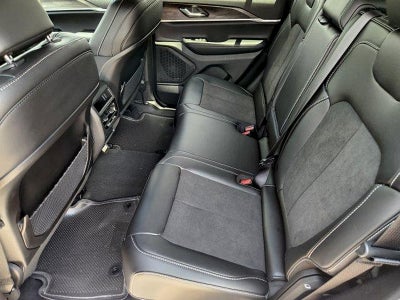 2026 Jeep Grand Cherokee GRAND CHEROKEE LAREDO ALTITUDE 4X2