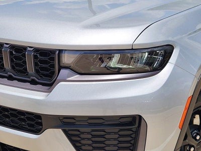 2026 Jeep Grand Cherokee GRAND CHEROKEE LAREDO ALTITUDE 4X2