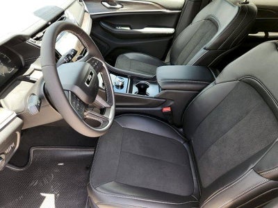 2026 Jeep Grand Cherokee GRAND CHEROKEE LAREDO ALTITUDE 4X2
