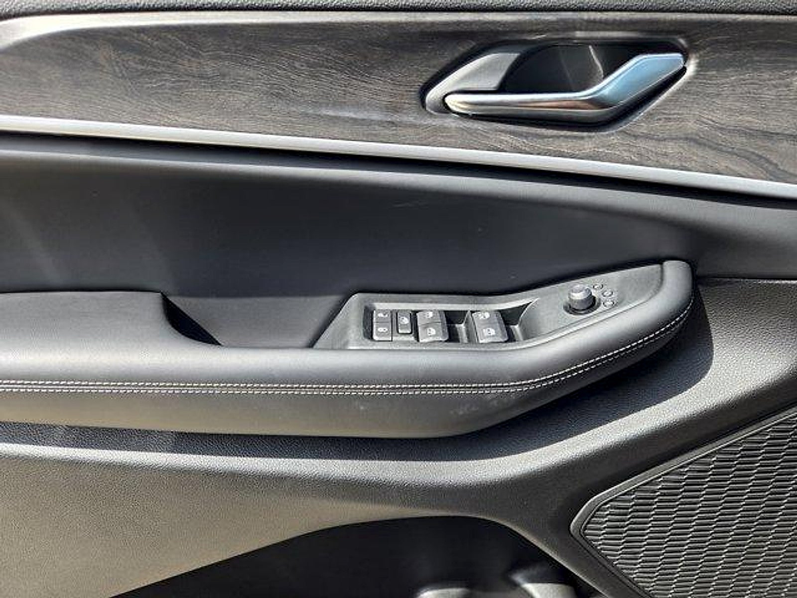 2026 Jeep Grand Cherokee GRAND CHEROKEE LAREDO ALTITUDE 4X2