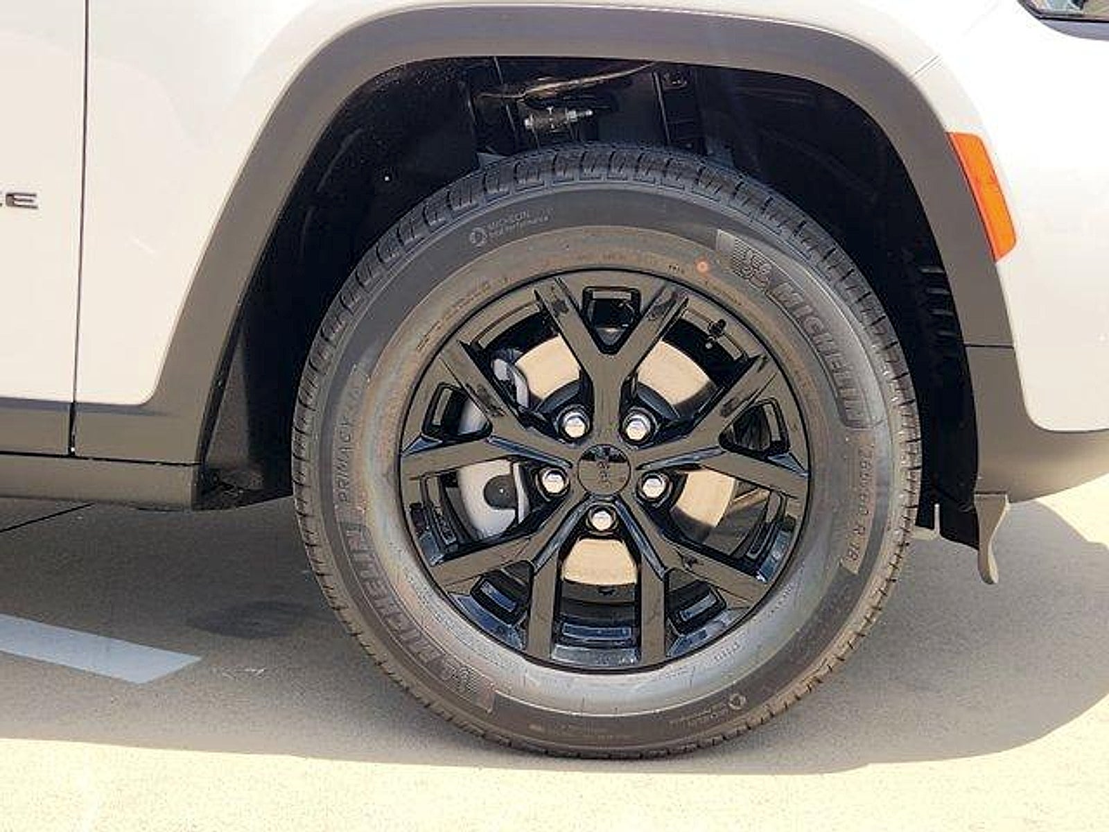 2026 Jeep Grand Cherokee GRAND CHEROKEE LAREDO ALTITUDE 4X2