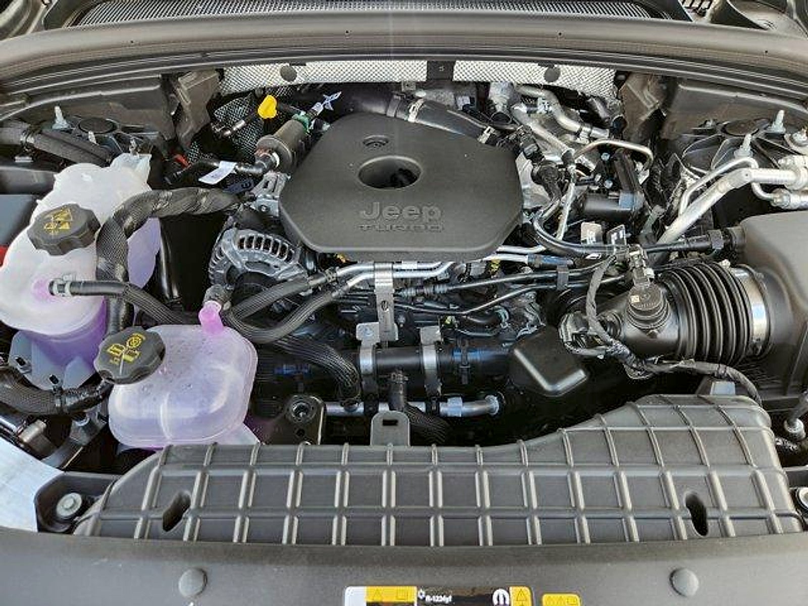 2026 Jeep Grand Cherokee GRAND CHEROKEE LAREDO ALTITUDE 4X2
