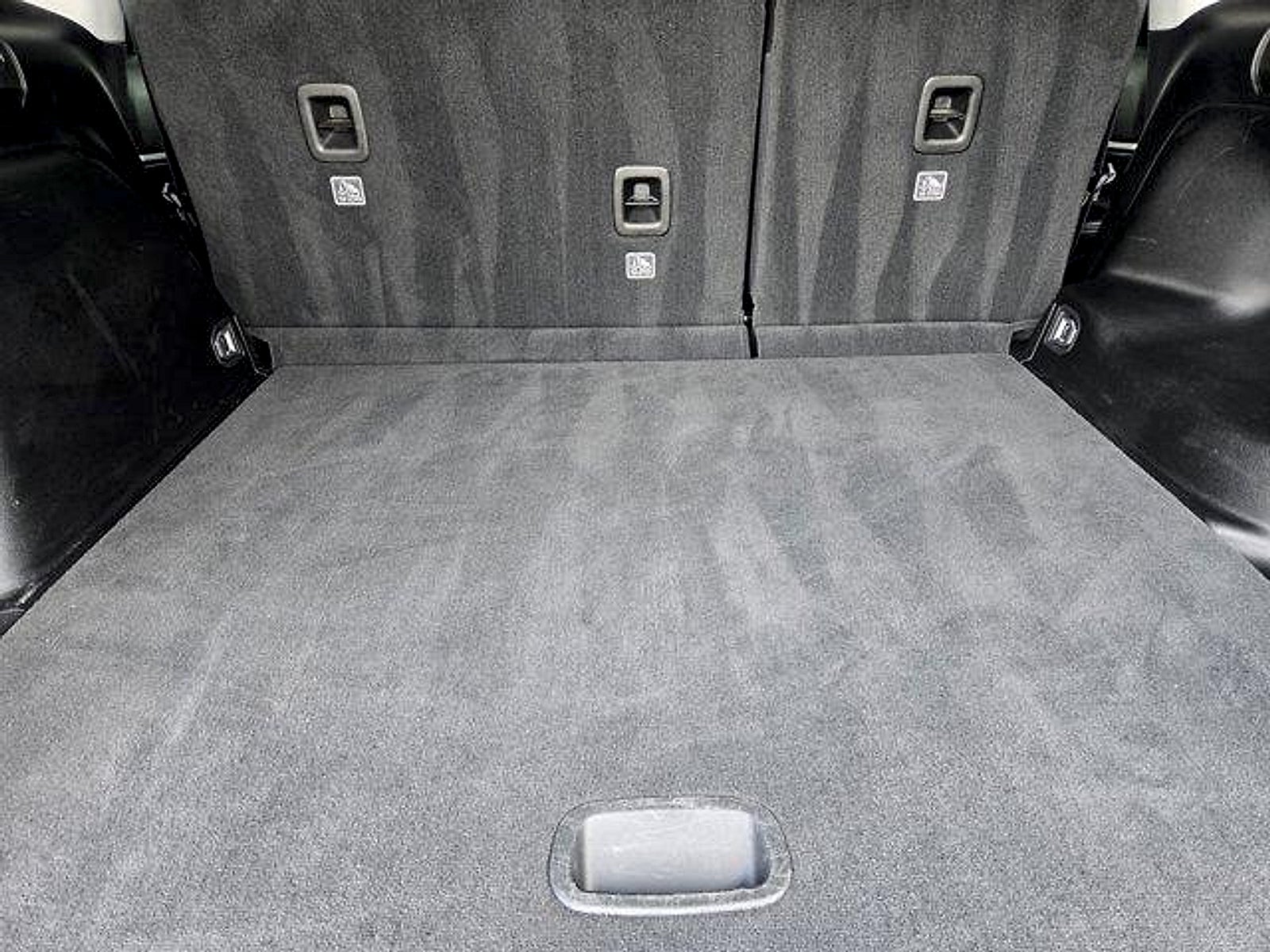 2023 Jeep Grand Cherokee Limited 4x2