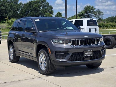 2026 Jeep Grand Cherokee GRAND CHEROKEE LAREDO X 4X4