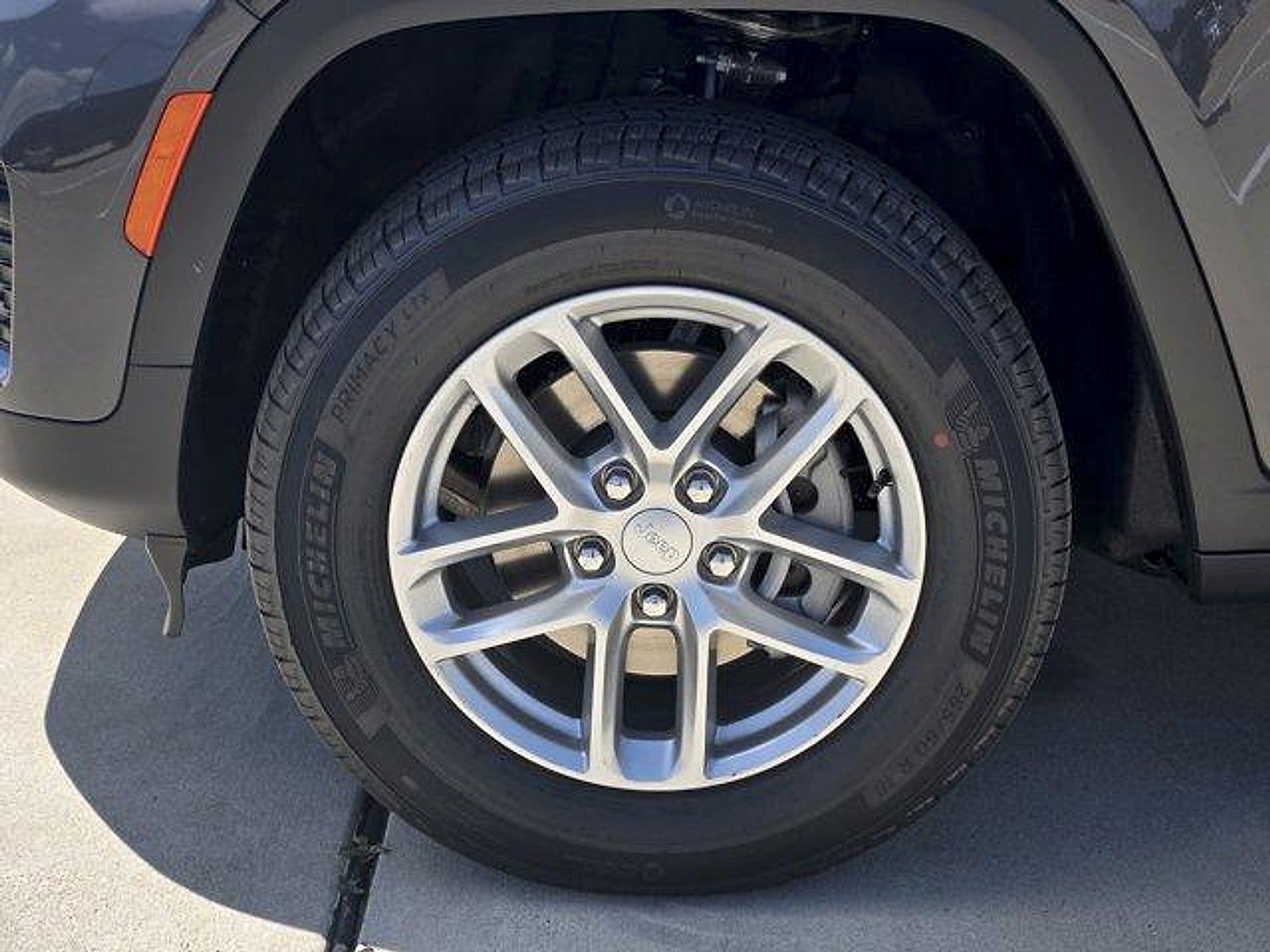 2026 Jeep Grand Cherokee GRAND CHEROKEE LAREDO X 4X4