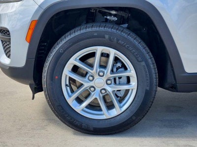 2026 Jeep Grand Cherokee GRAND CHEROKEE LAREDO X 4X4