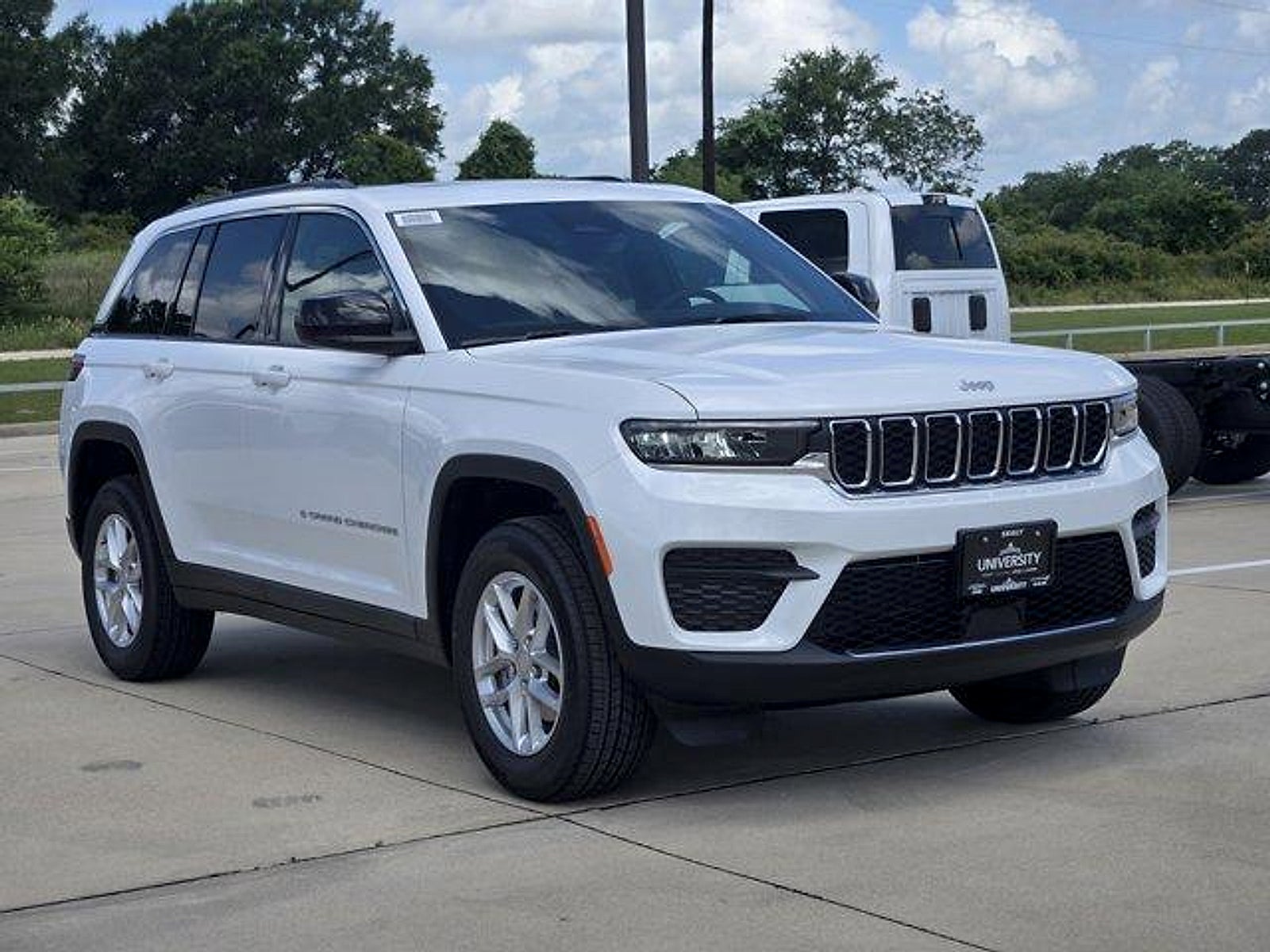 2026 Jeep Grand Cherokee GRAND CHEROKEE LAREDO X 4X4