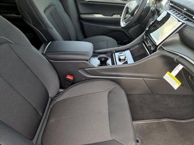 2026 Jeep Grand Cherokee GRAND CHEROKEE LAREDO X 4X4