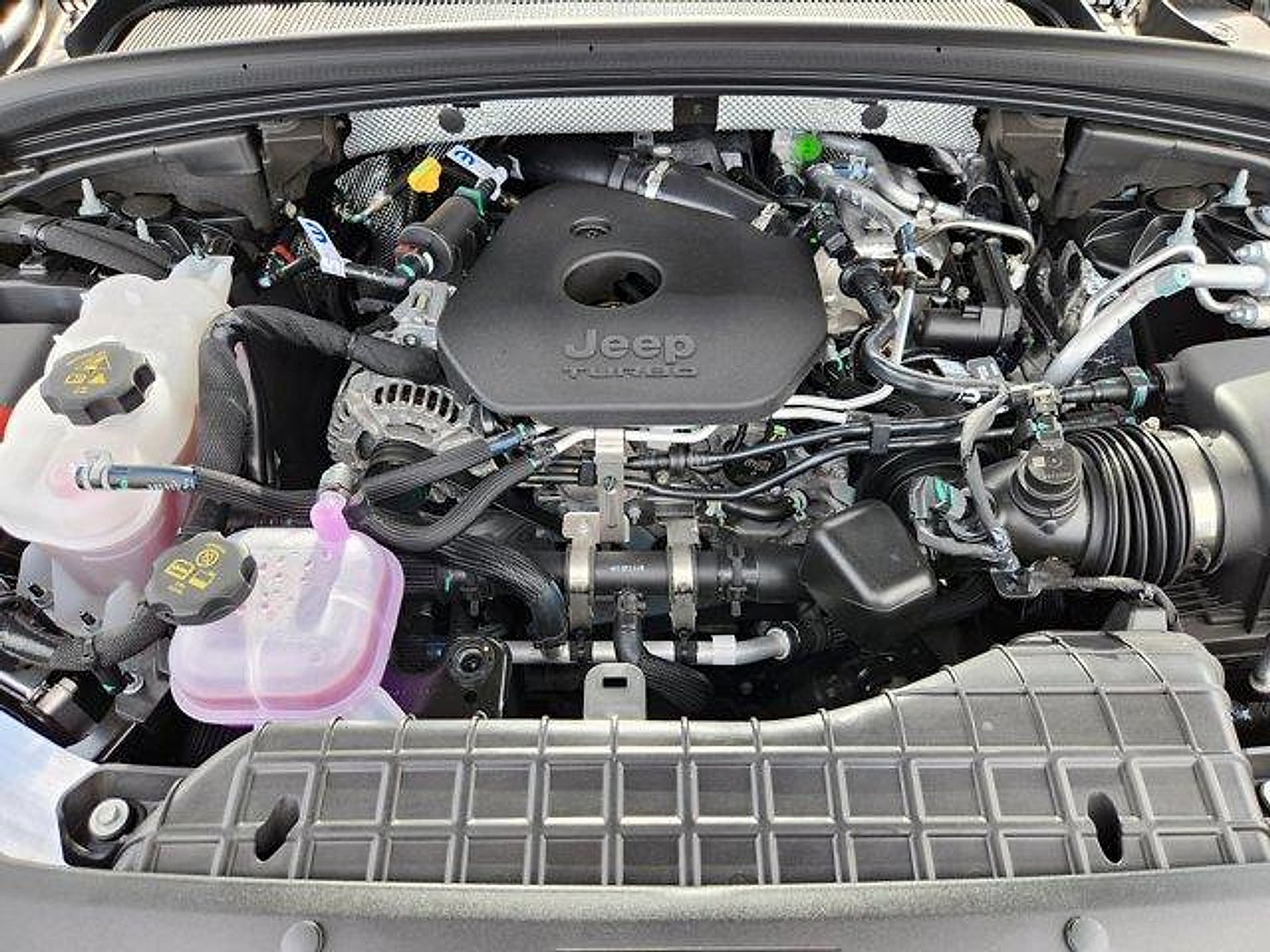 2026 Jeep Grand Cherokee GRAND CHEROKEE LAREDO ALTITUDE 4X4