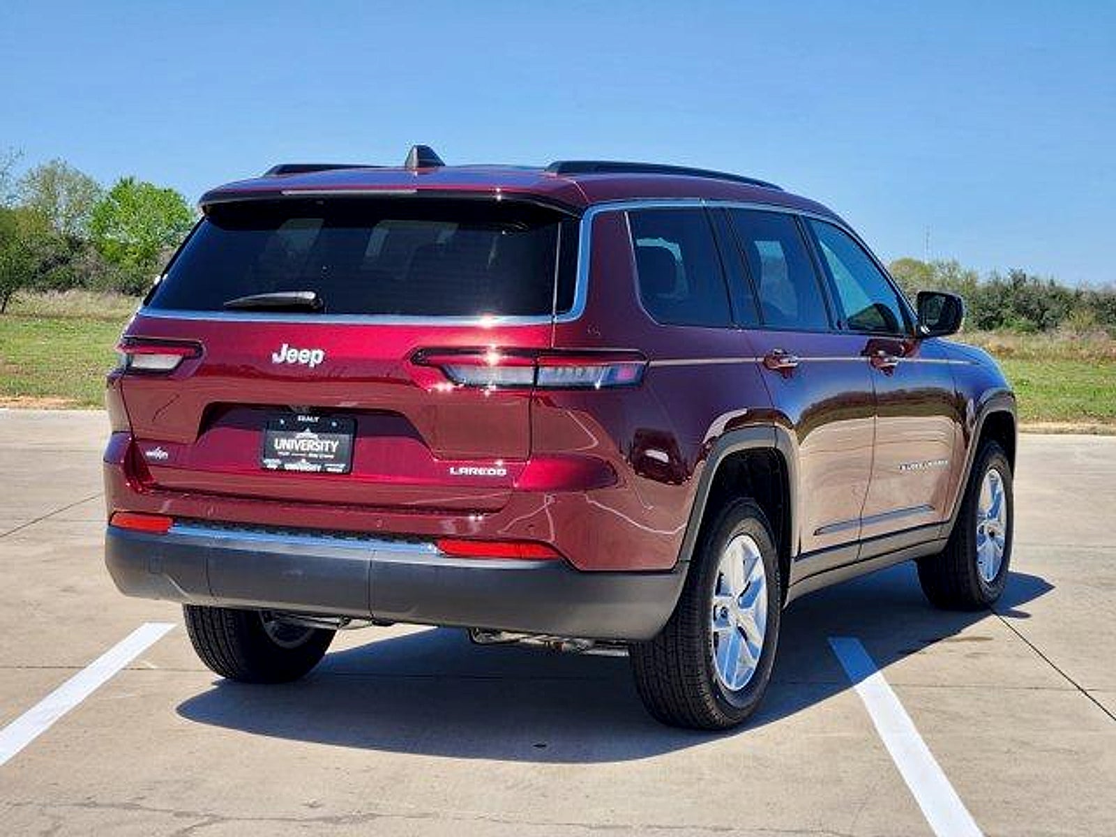 2026 Jeep Grand Cherokee GRAND CHEROKEE L LAREDO X 4X2