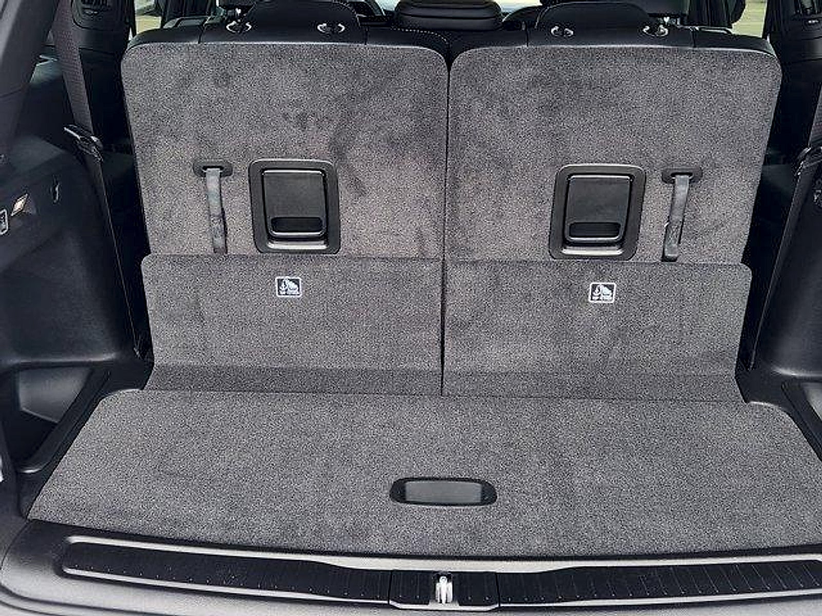 2026 Jeep Grand Cherokee GRAND CHEROKEE L LAREDO ALTITUDE 4X2