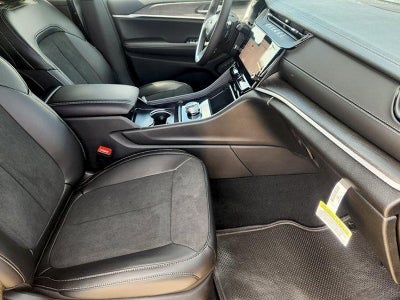 2026 Jeep Grand Cherokee GRAND CHEROKEE L LAREDO ALTITUDE 4X2
