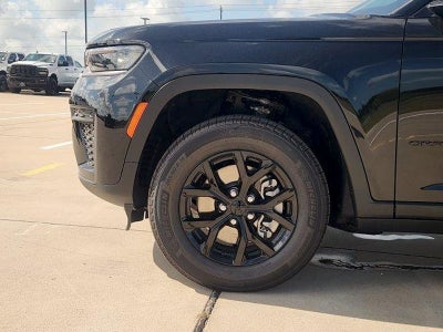 2026 Jeep Grand Cherokee GRAND CHEROKEE L LAREDO ALTITUDE 4X2