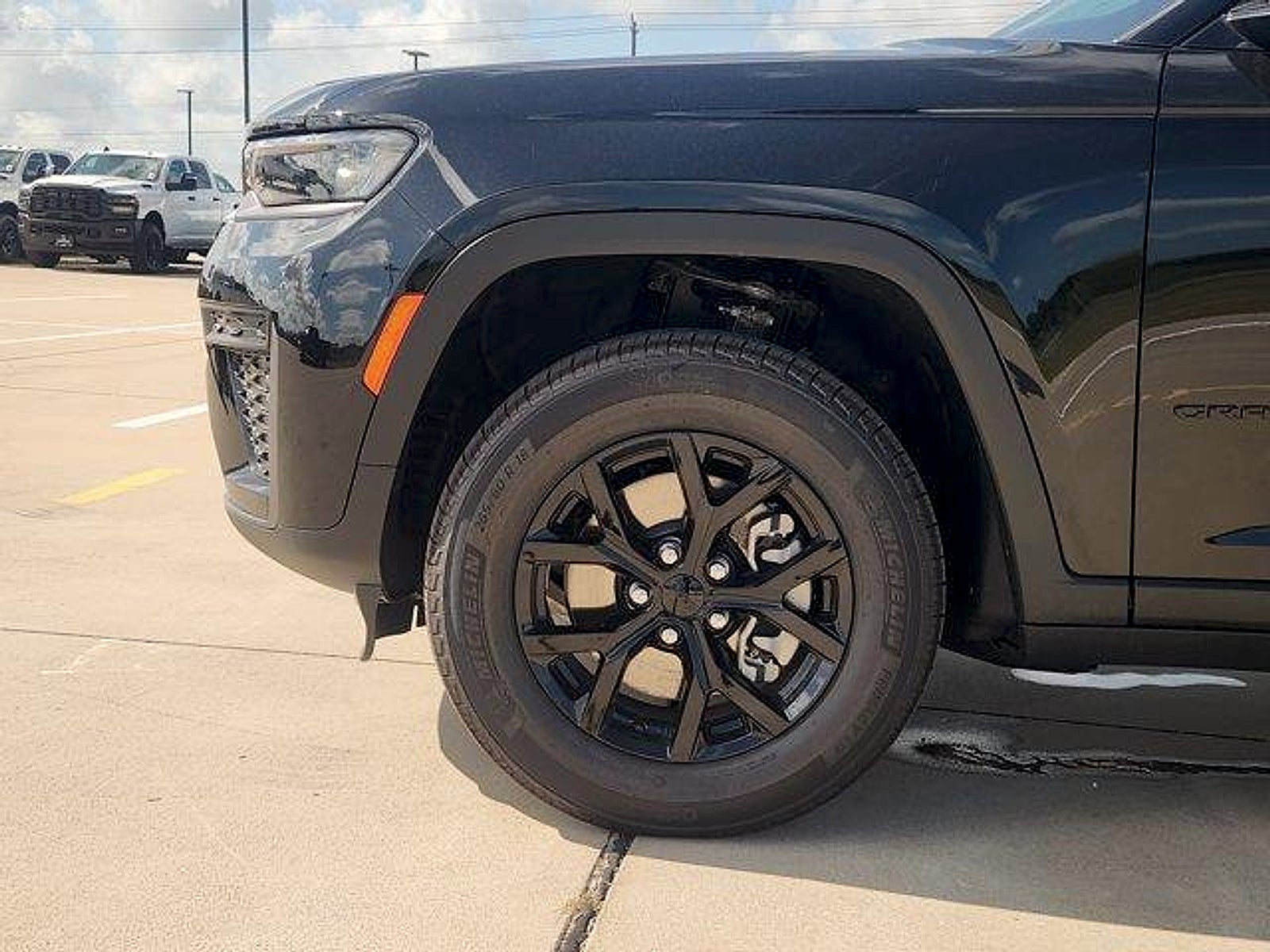 2026 Jeep Grand Cherokee GRAND CHEROKEE L LAREDO ALTITUDE 4X2