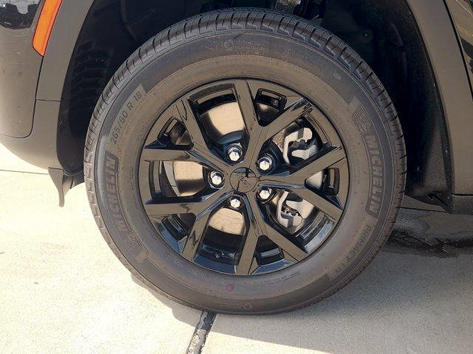 2026 Jeep Grand Cherokee GRAND CHEROKEE L LAREDO ALTITUDE 4X2