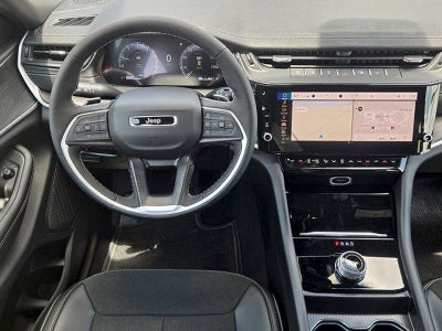 2026 Jeep Grand Cherokee GRAND CHEROKEE L LAREDO ALTITUDE 4X2