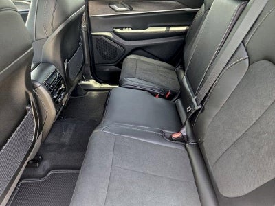 2026 Jeep Grand Cherokee GRAND CHEROKEE L LAREDO ALTITUDE 4X2