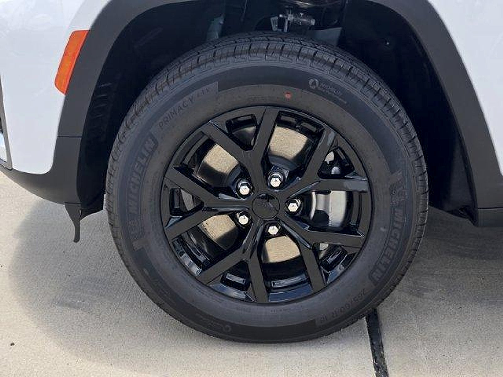 2026 Jeep Grand Cherokee GRAND CHEROKEE L LAREDO ALTITUDE 4X2