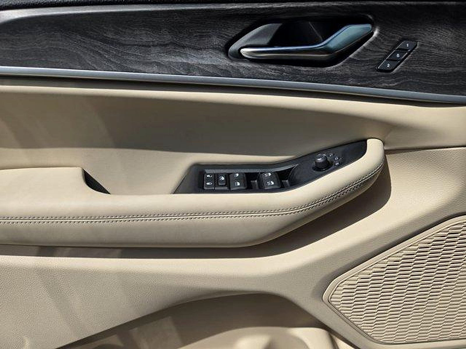 2026 Jeep Grand Cherokee GRAND CHEROKEE L LIMITED 4X2