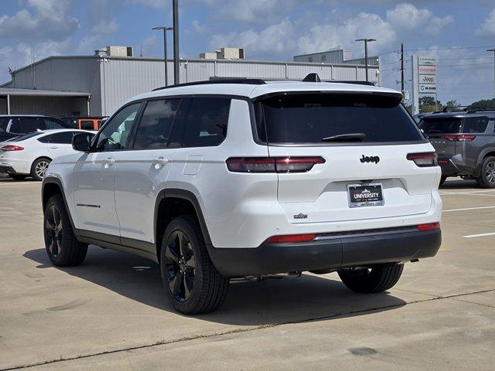 2026 Jeep Grand Cherokee GRAND CHEROKEE L LIMITED 4X2