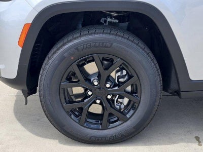 2026 Jeep Grand Cherokee GRAND CHEROKEE L LAREDO ALTITUDE 4X4